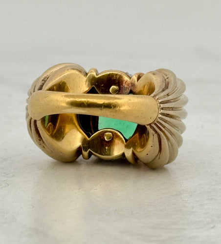 Bague 54 Bague Tank rétro en or 18 carats émeraude et diamants 58 Facettes