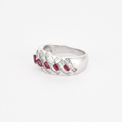 Bague 56 Bague or blanc, diamants et rubis 58 Facettes CRE0041X3