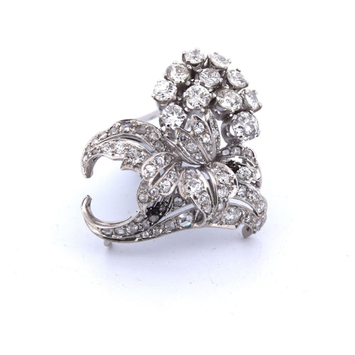 Broche BROCHE ANTIQUE en OR blanc 18 KT 58 Facettes