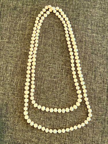 Collier Grand Sautoir 145 perles de culture - environ 120 cm 58 Facettes