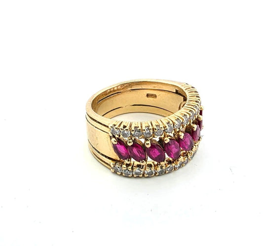 Bague 53 Bague en or jaune avec diamants et rubis 58 Facettes