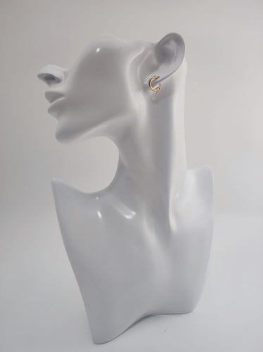 Créoles fines en or jaune 18k