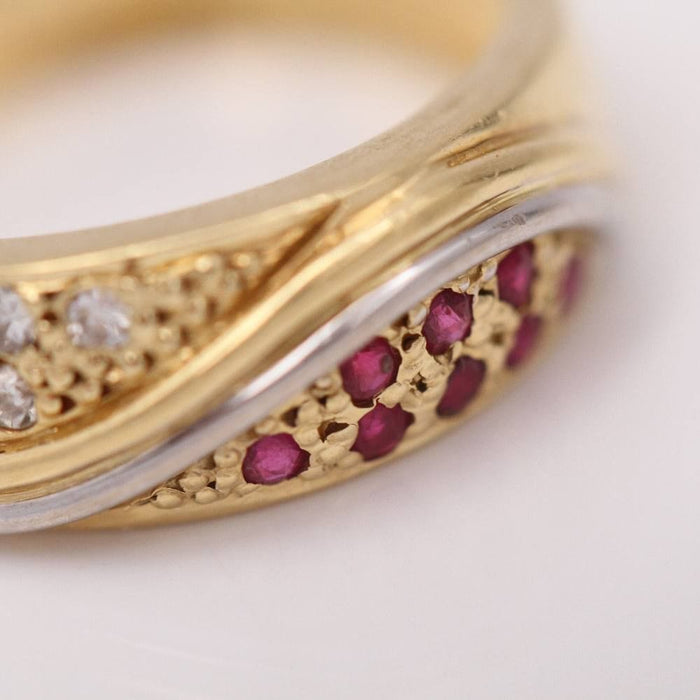 Bague 53 Gold ring with diamonds and rubies 58 Facettes E360777A