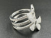 55 GUCCI ring. "Flora" collection, 18K white gold and diamond ring 58 Facettes