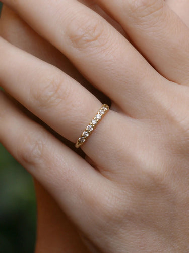 Demi-Alliance américaine en or jaune et diamants 0.2 ct