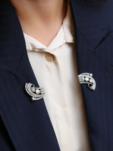 Broche Double Clip Art-Déco platine diamants taille ancienne 6 carats 58 Facettes 605