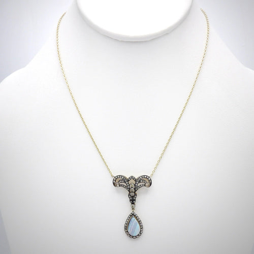 Collier Collier en or, diamant et opale 58 Facettes
