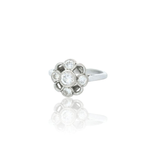 Bague 49 Bague vintage en or blanc avec diamants 58 Facettes