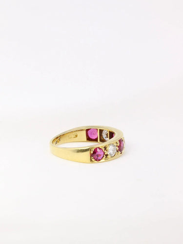 Bague 54 Bague jarretière vintage en or, diamants et rubis 58 Facettes J43