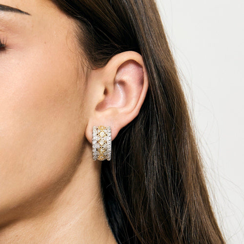 Boucles d'oreilles Boucle d'oreilles or gris et jaune, diamants 58 Facettes CHA5466