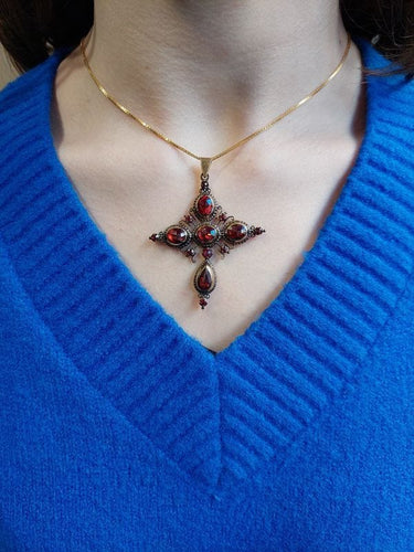 Pendentif CROIX BADINE ANCIENNE GRENATS 58 Facettes 083411