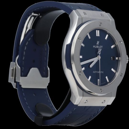 Hublot Montre Classic Fusion Titanium Blue