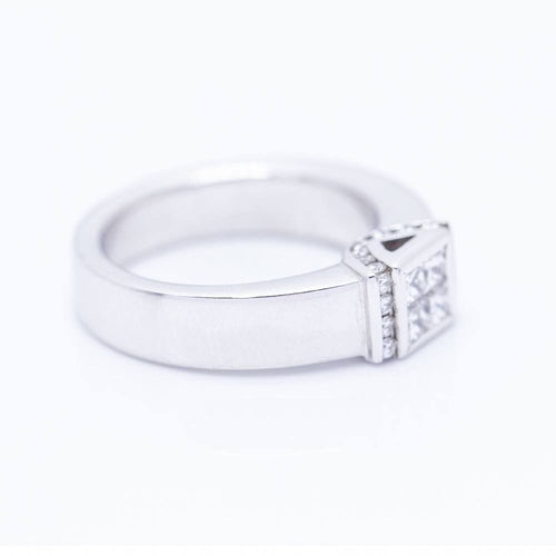 Bague 53 Bague en or blanc avec diamants 58 Facettes N102929EJ