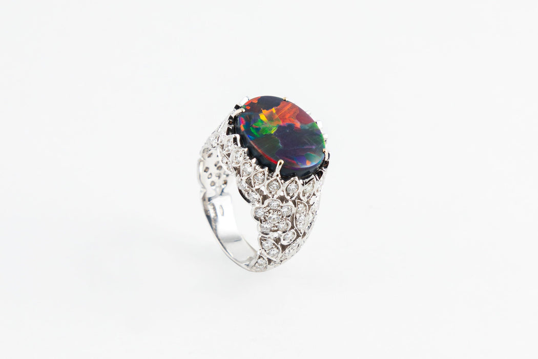 Bague opale noire d'Australie 4.74 cts, mine de Lightning Ridge