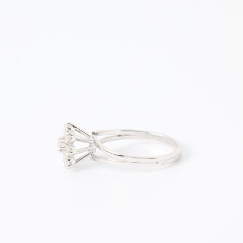 Bague 53 BAGUE MARGUERITE DIAMANTS EN OR GRIS 18K 58 Facettes