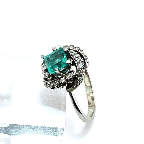 Bague 55 Bague émeraude sertie de diamants – Style vintage classique 58 Facettes 50382