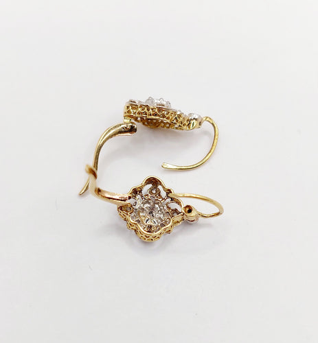 Boucles d'oreilles Dormeuses marguerite antiques en or 18k et diamants taille rose (circa 1900) 58 Facettes A06421
