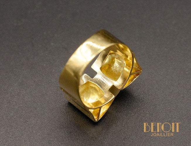 Bague 53 Bague Tank Or Jaune Diamants Rubis Verneuil 58 Facettes A10848