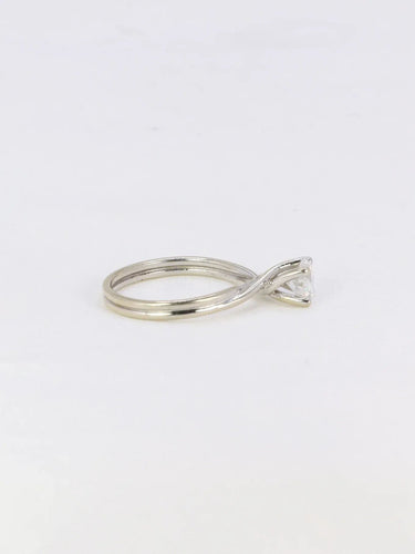 Bague 53 Bague solitaire diamant taille brillant 58 Facettes J215