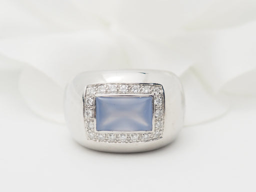 Bague 51 Bague Poiray en or blanc, calcédoine bleue et diamants 58 Facettes