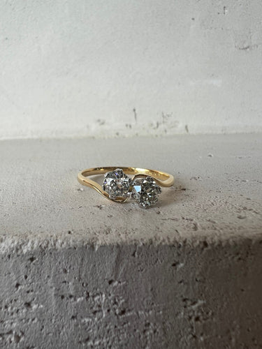 Bague 57 Ancienne bague Toi et Moi deux ors et diamants 58 Facettes