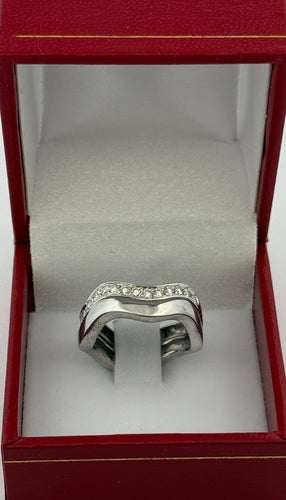 Bague 48 Duo d’alliances Cartier vintage or blanc et diamants 58 Facettes