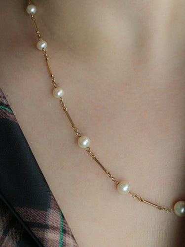 Collier Collier chaine vintage batons or jaune perles 58 Facettes 1095.6