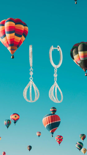 Boucles d'oreilles Boucles d’Oreilles Montgolfières Diamants Or Gris 58 Facettes BO132