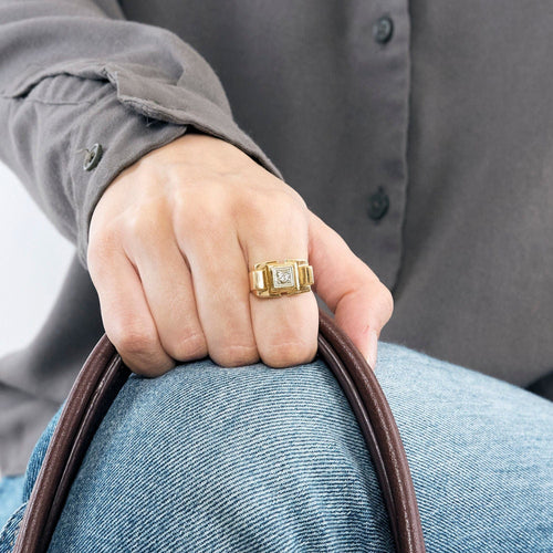 Bague 54 Bague Tank or jaune et diamant 58 Facettes TOU1275