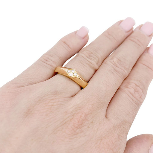 Ring 52 Fred “Cut” ring in yellow gold, diamonds. 58 Facettes 33671
