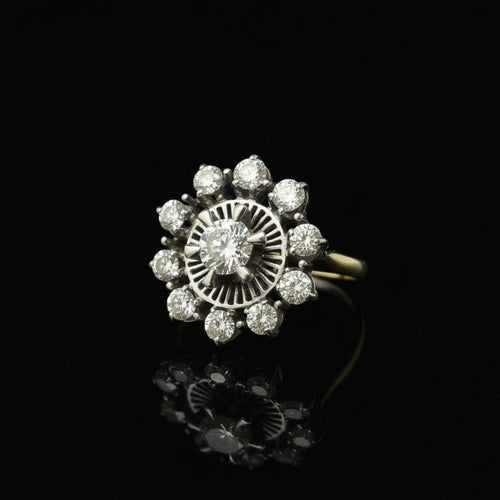 Bague Bague en or blanc sertie de diamants, époque lictueuse italienne 58 Facettes