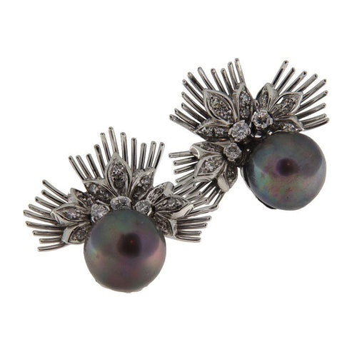 Boucles d'oreilles Boucles d'oreilles en or blanc avec perles de Tahiti et diamants 58 Facettes G3862