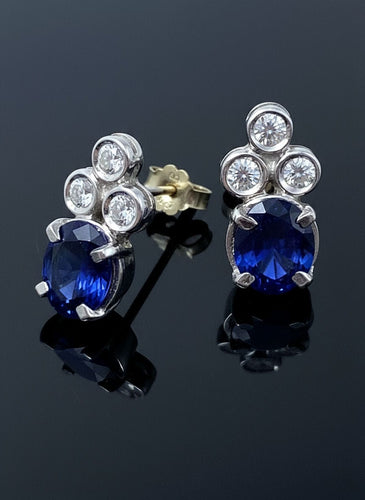 Boucles d'oreilles Boucles d'oreilles pendantes en saphir et diamants 58 Facettes