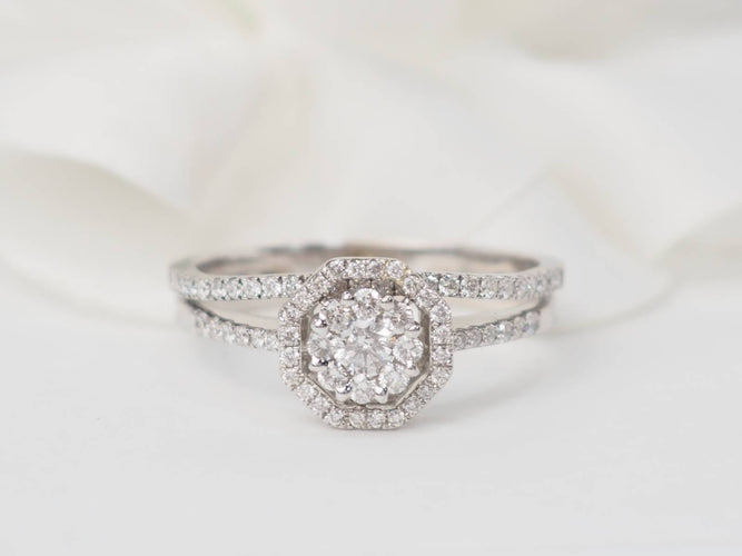 Bague 60 Bague solitaire en or blanc et diamants 0.66ct 58 Facettes 21835/30916