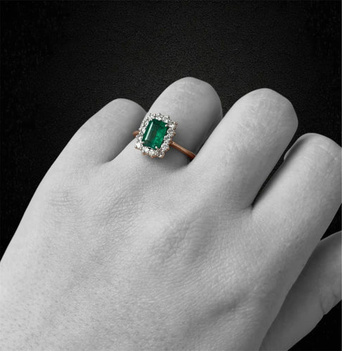 Bague 57 Bague Marguerite Émeraude Rectangulaire 58 Facettes
