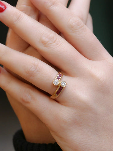 Bague Bague vintage toi et moi or diamants rubis calibrés 58 Facettes J181