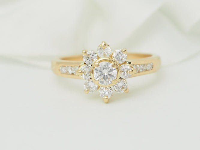 Bague 53 Bague marguerite en or jaune et diamants 58 Facettes 33442
