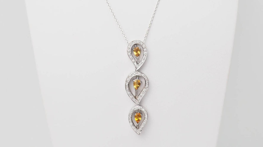 Collier Collier en or blanc, citrine et diamants 58 Facettes 32805b
