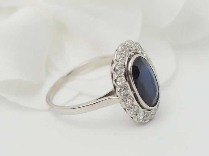 Bague 52.5 Bague Pompadour en or blanc, saphir et diamants 58 Facettes 33190