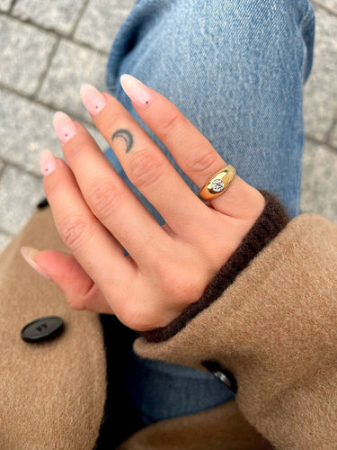 Chevalière Jonc or jaune, diamant ancien