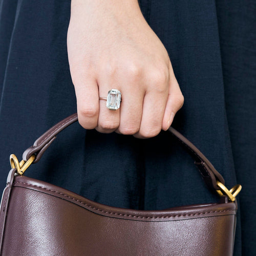 Bague 53 Bague en or blanc et Aigue-Marine 58 Facettes BIA1034