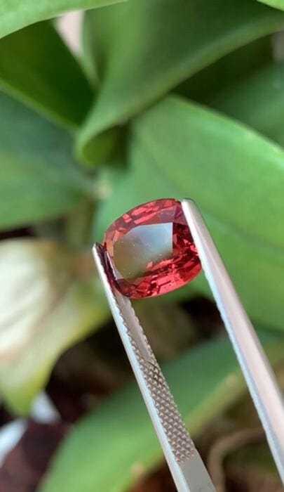 Gemstone Spinelle rouge 3.18cts non chauffé de Birmanie 58 Facettes 513