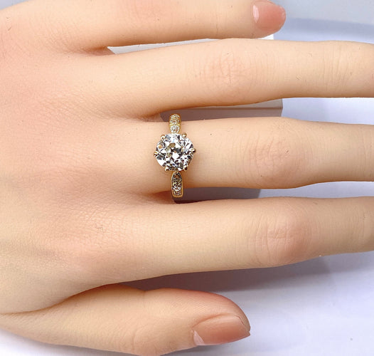 Bague 53 Bague solitaire en or jaune orné d’un diamant 2,67 carats 58 Facettes AB547