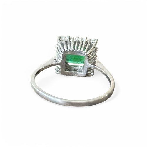 Bague 56 Bague émeraude diamants or blanc 58 Facettes