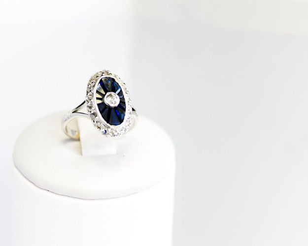 Bague 51 Bague Art Déco or blanc, diamants, saphirs 58 Facettes 250137
