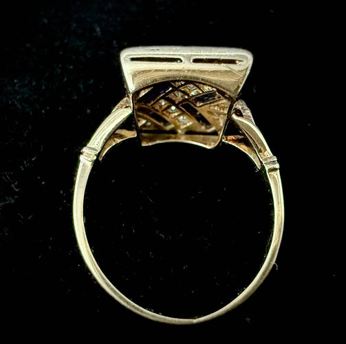 Bague 56.5 Bague Art Déco deux ors, ornée de saphirs calibrés et brillants 58 Facettes