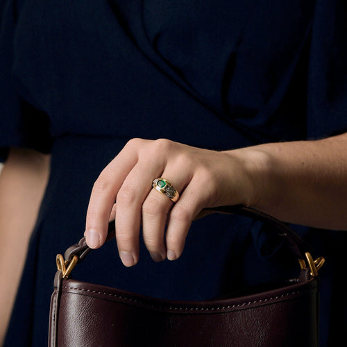 Bague 54 Bague en or jaune et or gris, émeraude et diamants 58 Facettes EPI1313