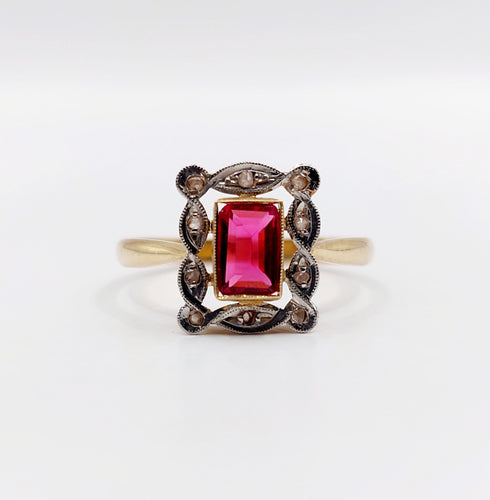 Bague 55 Bague Art Déco or jaune, pierre rouge et diamants taille rose (circa 1920) 58 Facettes A06255