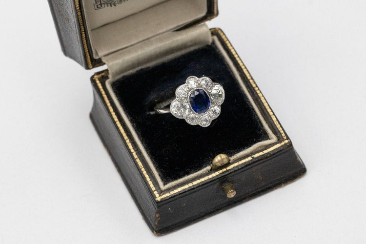 Bague Bague ancienne avec saphir 0,80 ct et diamants 1,30 ct en or blanc 18k 58 Facettes 11482