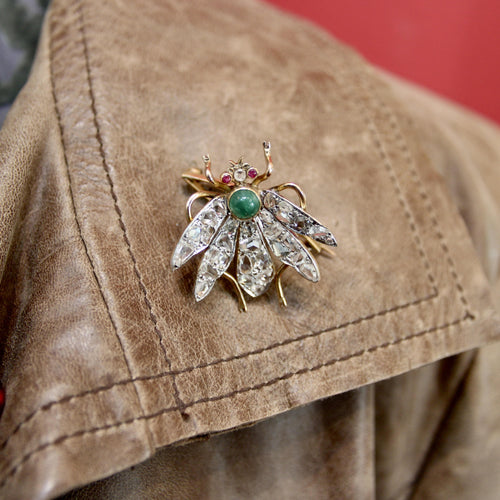 Broche Broche victorienne en or avec diamants taille rose et insecte tremblant 58 Facettes A2001O